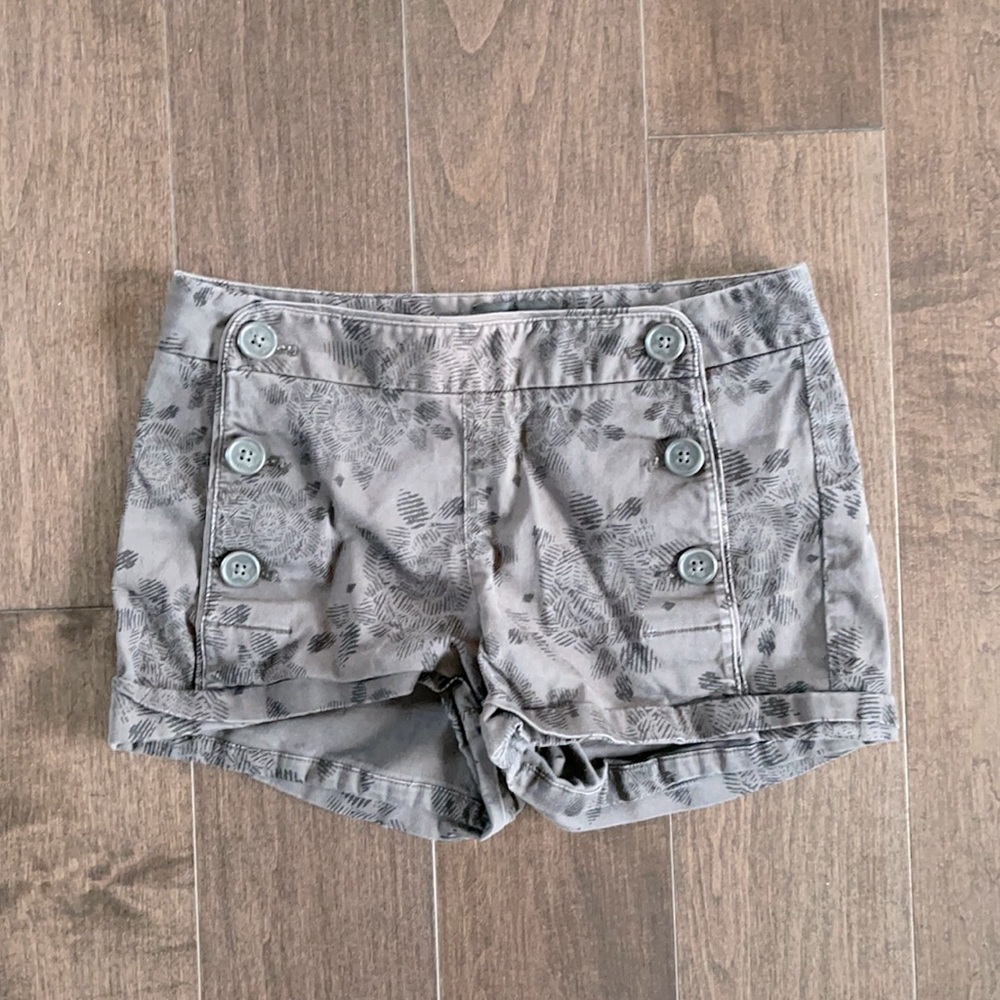 ARITZIA TALULA floral sailor short